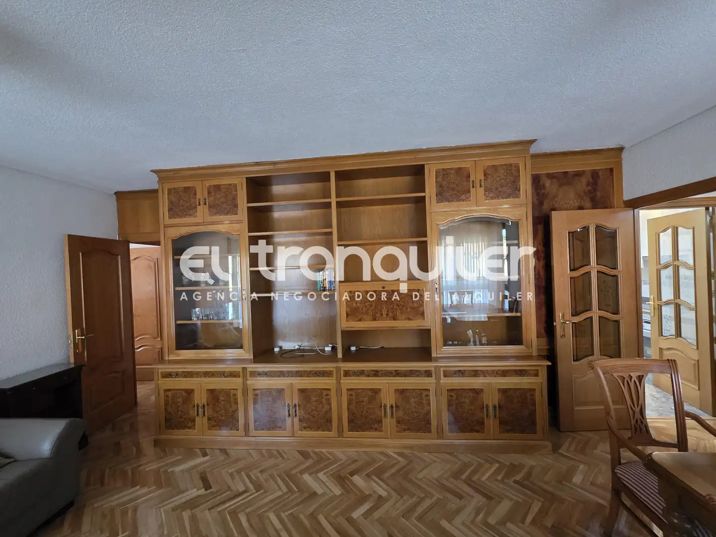 Sala d'estar de Pis de lloguer en Madrid amb Aire condicionat, Parquet i Piscina