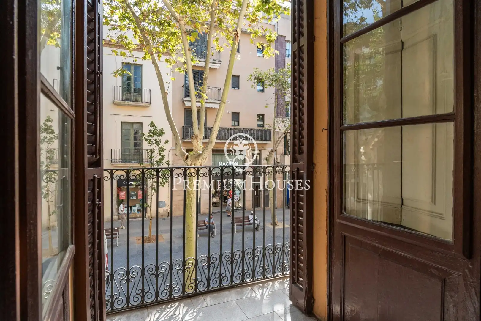 Terraza de Edificio en venta en Vilanova i la Geltrú