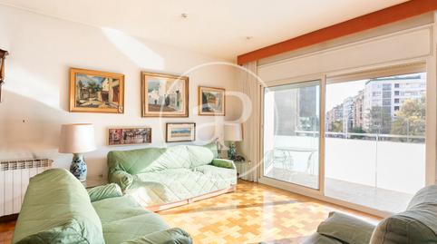 Photo 2 of Flat for sale in Av. de Sarrià, Barri de les Corts, Barcelona