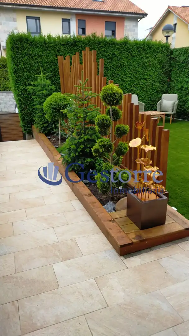 Terraza de Casa adosada en venta en Siero con Calefacción, Jardín privado y Terraza