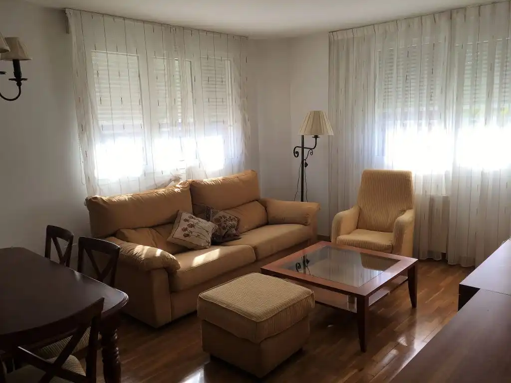 Flat for rent in Arturo Eyries