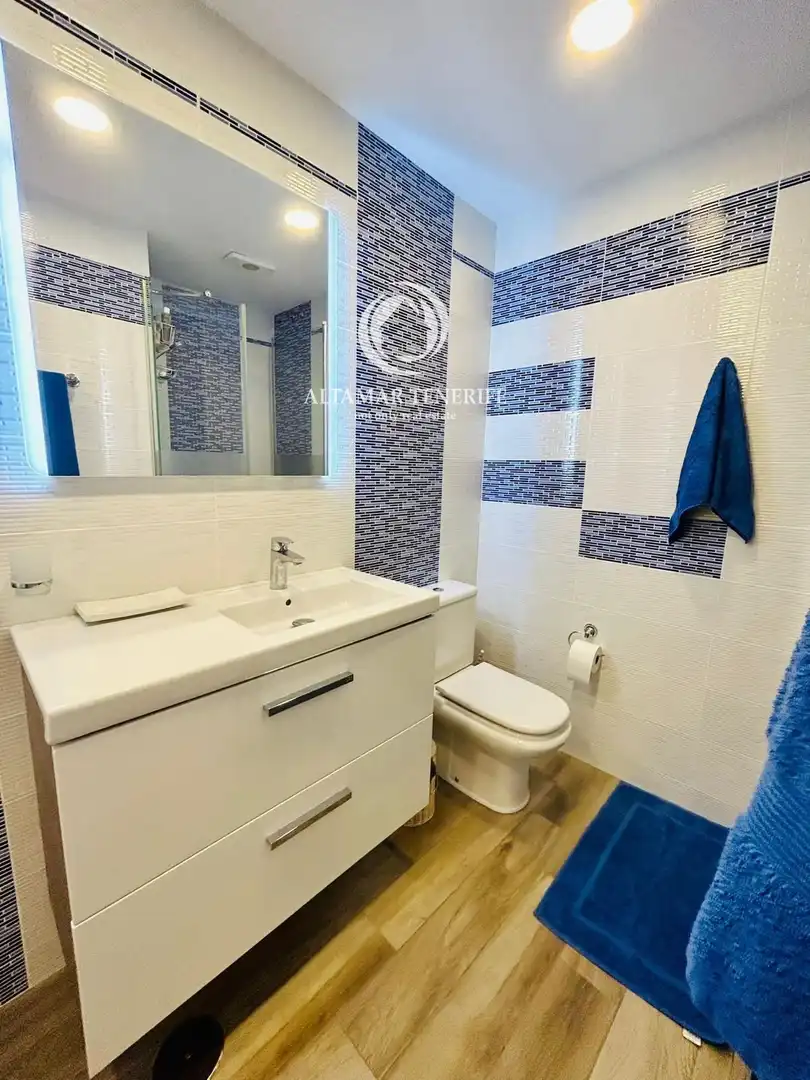 Apartamento con piscina en venta en Costa Adeje, imagen 14