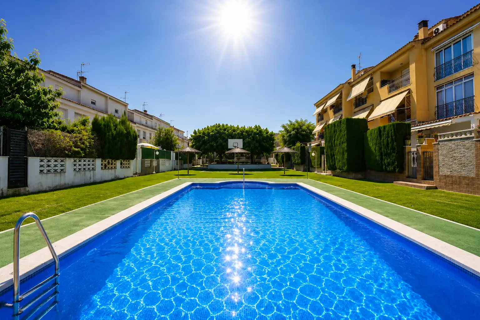 Reihenhaus mit Pool zum Verkauf in Carrer dels Motllats, imagen 2