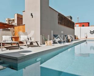 Piscina de Apartament de lloguer en  Barcelona Capital amb Aire condicionat