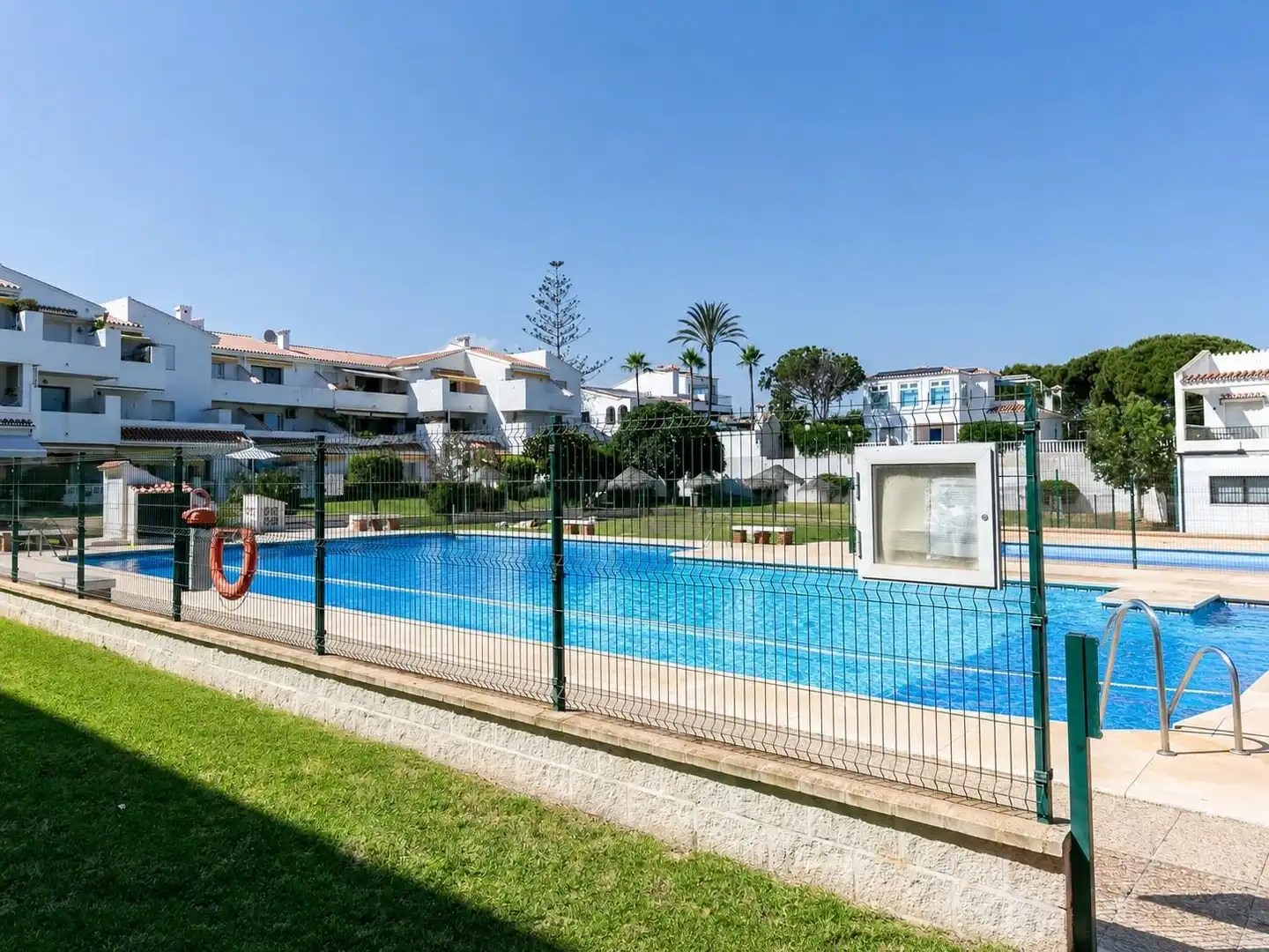 Wohnung mit Pool zum Verkauf in El Faro de Calaburra - Chaparral, imagen 48