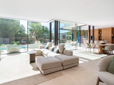 Chalet con piscina en venta en Peguera