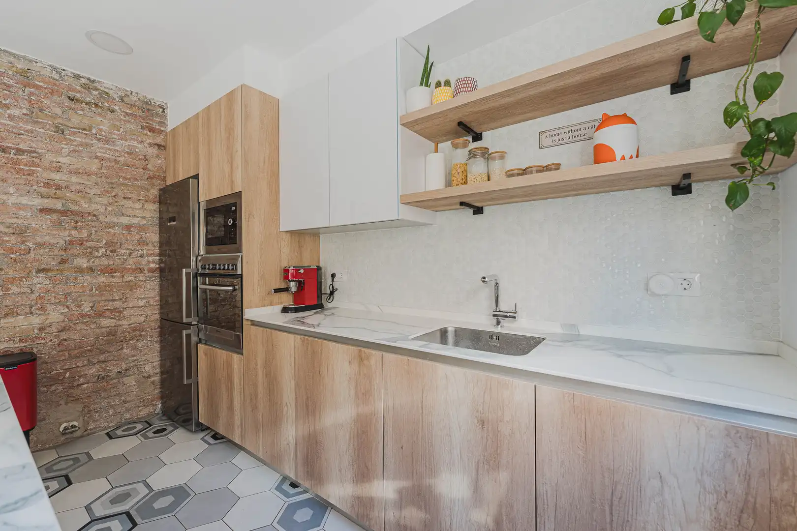 Appartamento con terrazza in vendita a Carrer de Besalú, imagen 5
