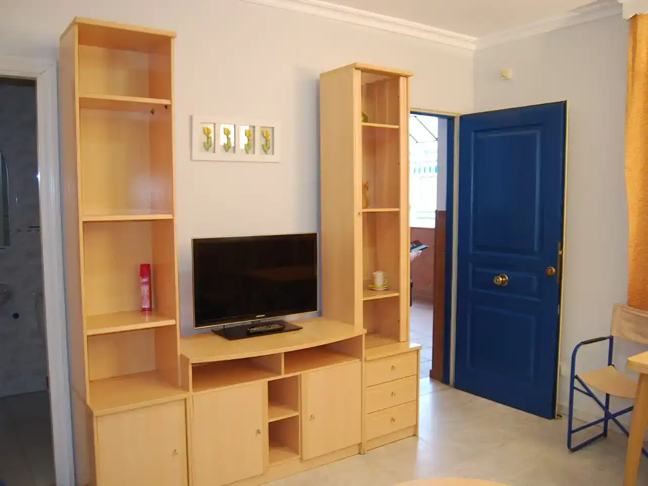 Sala d'estar de Apartament de lloguer en Algeciras amb Piscina