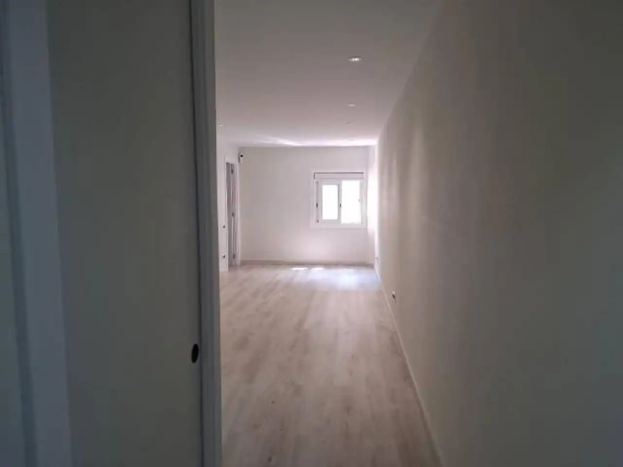 Piso en venta en Santa Coloma de Gramenet con Parquet