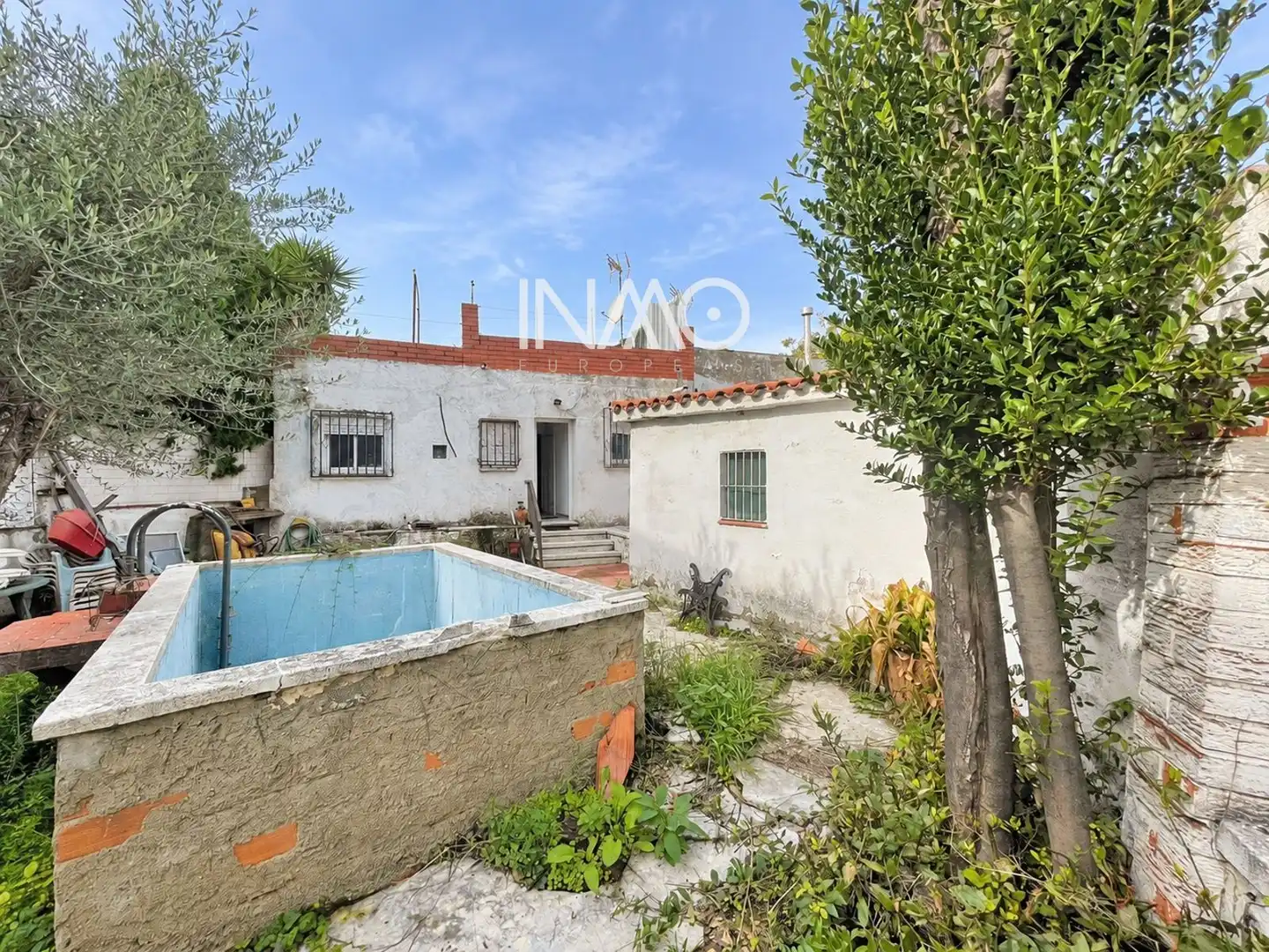 Exterior view of Houses for sale in Can Vallhonrat
