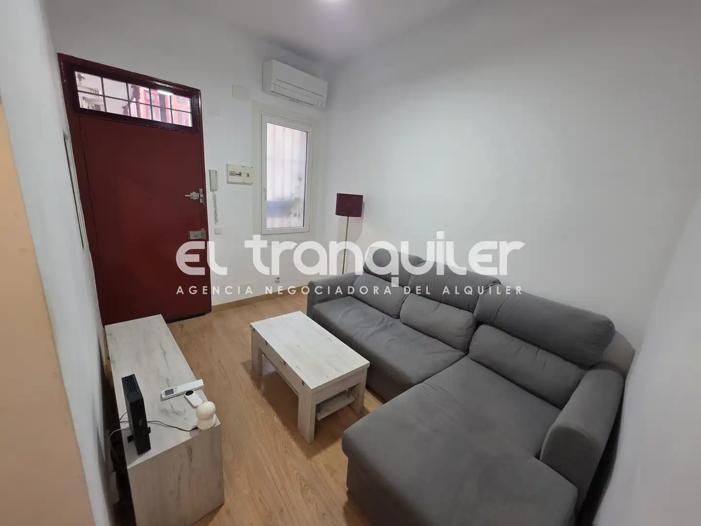 Sala d'estar de Pis de lloguer en Madrid amb Aire condicionat, Moblat i Rentadora