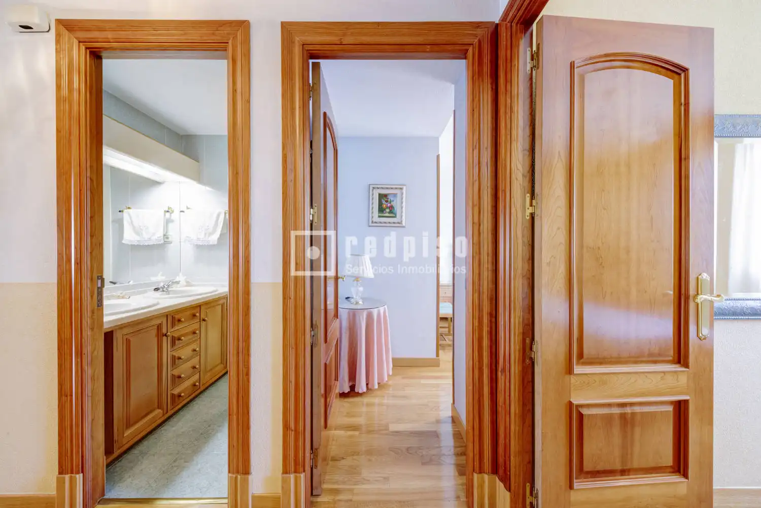 Bedroom of Flat for sale in Pozuelo de Alarcón  with Heating, Private garden and Parquet flooring