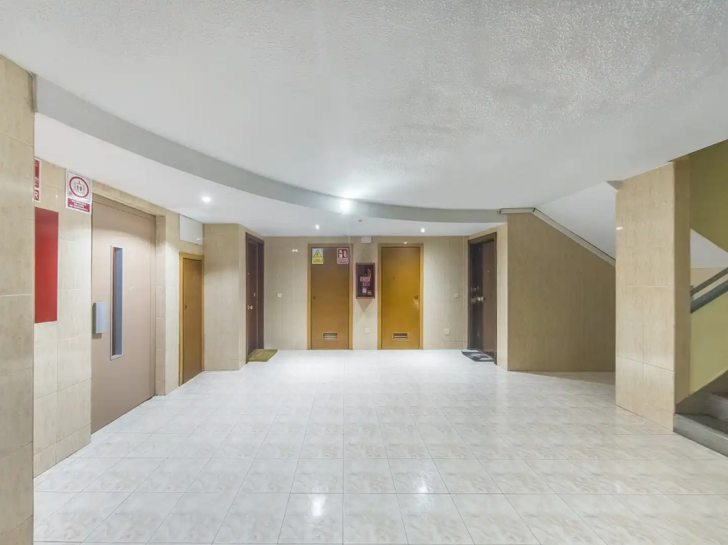 Wohnung zum Verkauf in Madrid mit Heizung, Terrasse und Balkon