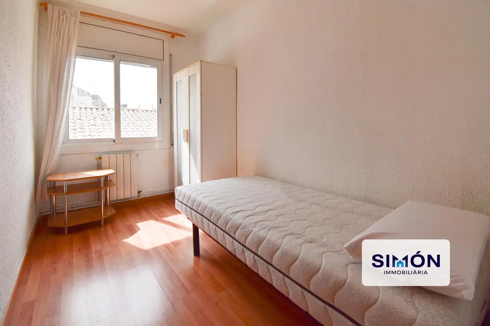 Bedroom of Flat for sale in Manresa