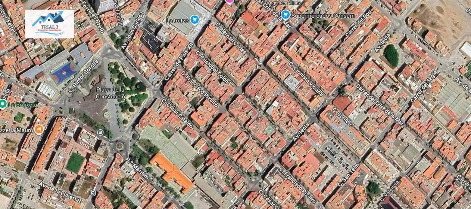 Piso con terraza en venta en Calle FRANCISCO PIZARRO DE, imagen 3
