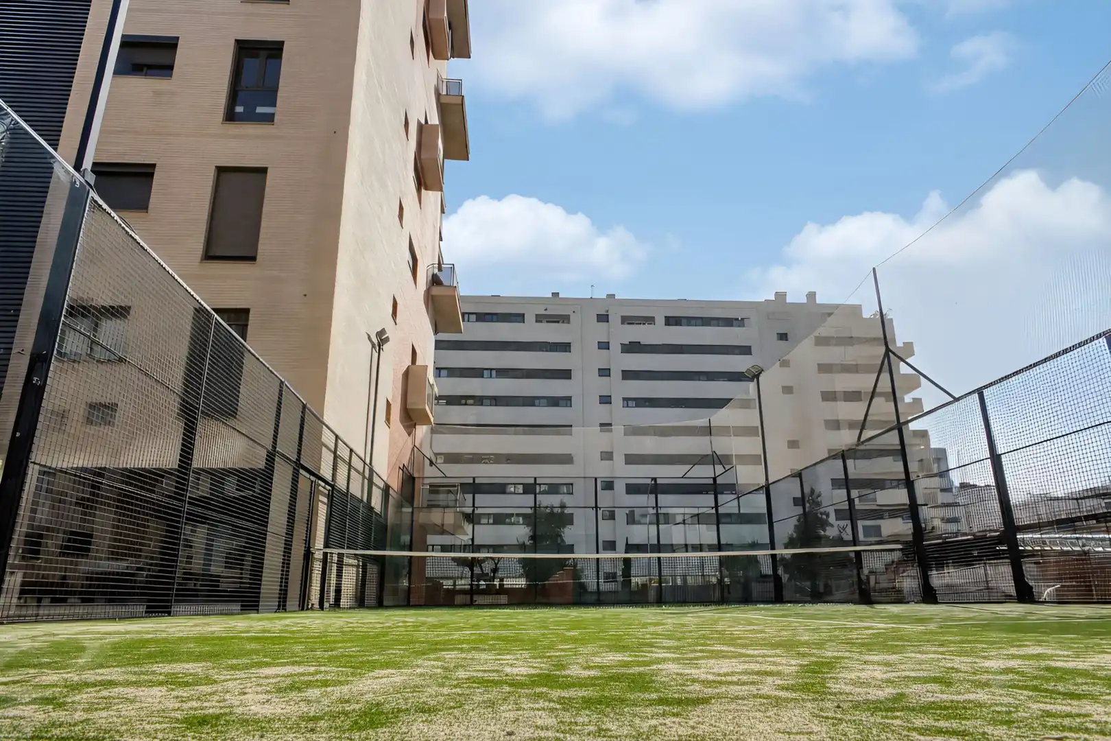 Außenansicht von Wohnung zur Miete in Alicante / Alacant mit Klimaanlage, Heizung und Parkett