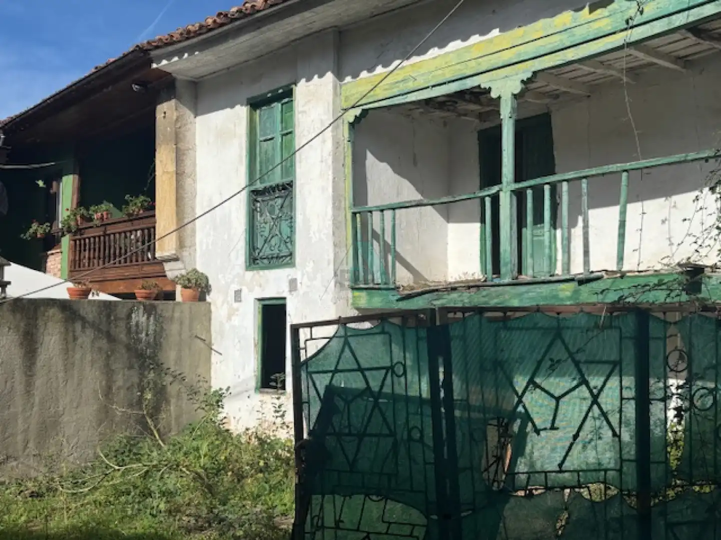 Vista exterior de Casa o xalet en venda en Llanes amb Jardí privat