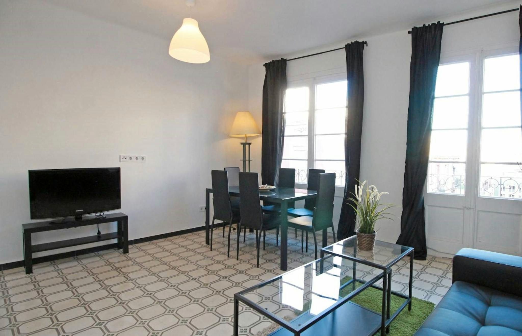 Sala d'estar de Pis de lloguer en  Barcelona Capital amb Moblat, Rentadora i TV