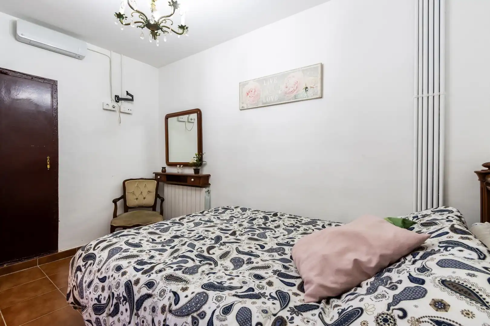 Habitación de Casa o chalet en venta en Sant Llorenç Savall con Calefacción, Jardín privado y Trastero