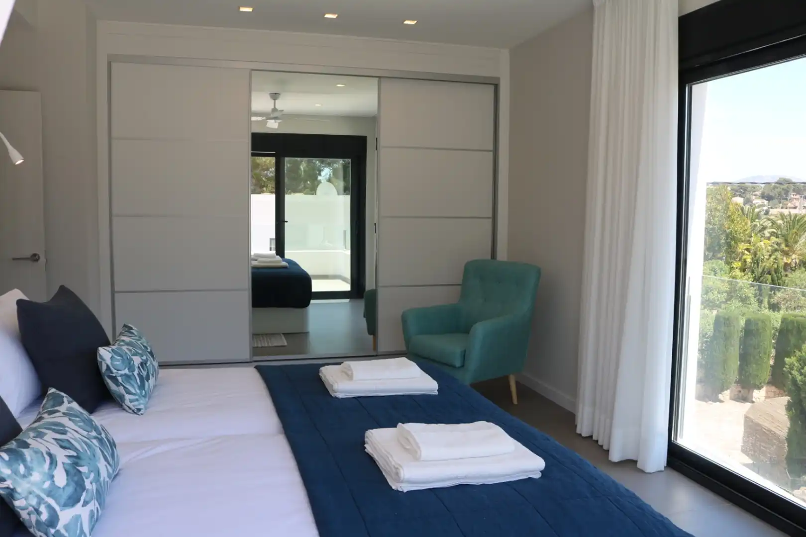 Houses for rent in Cala Advocat - Baladrar