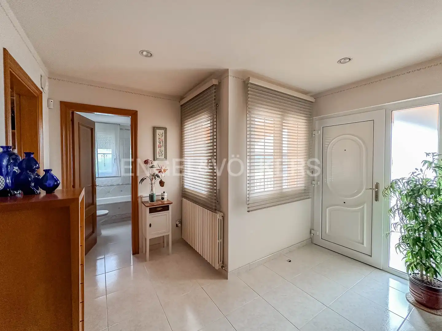 Houses for sale in Olèrdola  with Air Conditioner, Heating and Private garden