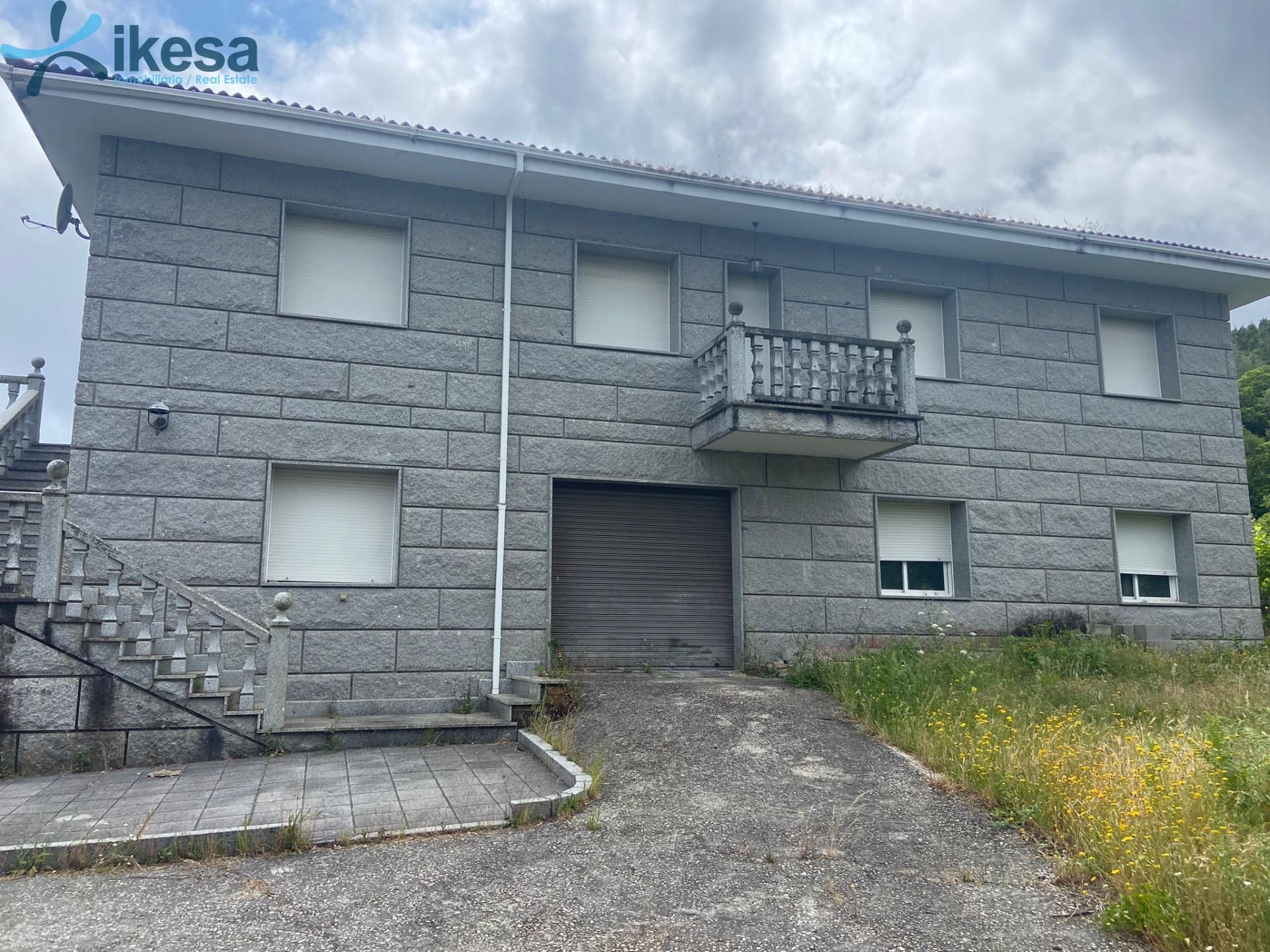 Exterior view of House or chalet for sale in Entrimo  with Private garden