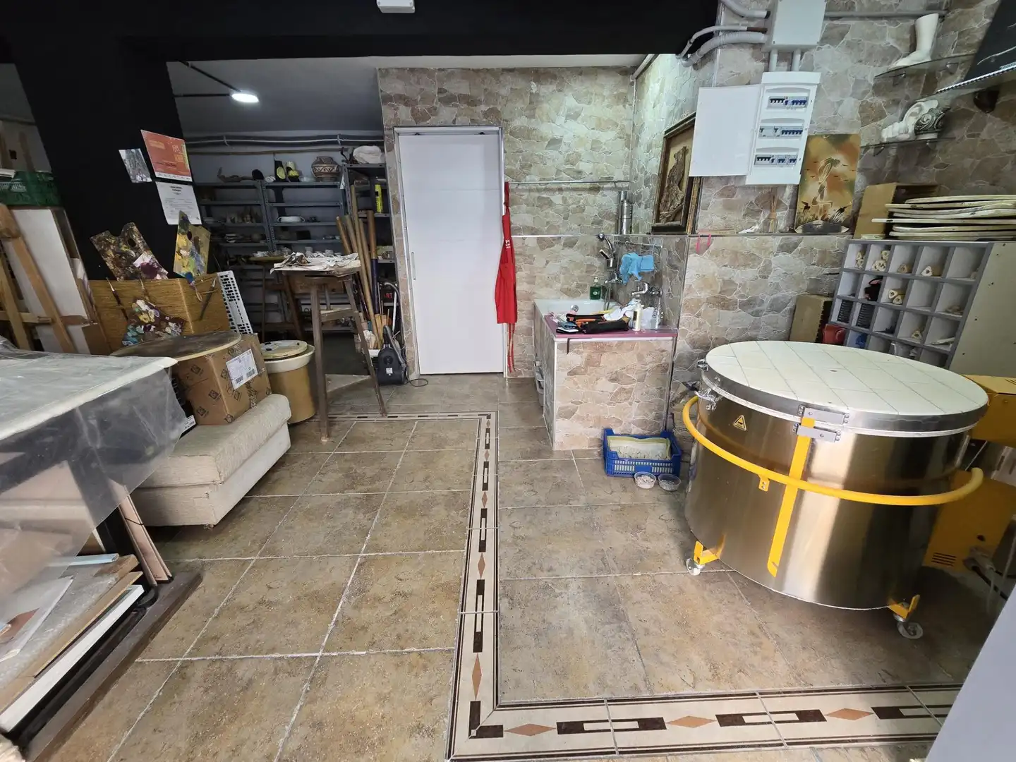 Local en venta en CAPITAN CORTES, Colonia Madrid
