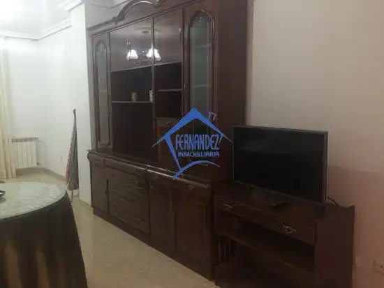 Sala d'estar de Pis de lloguer en Cáceres amb Calefacció, Terrassa i Traster