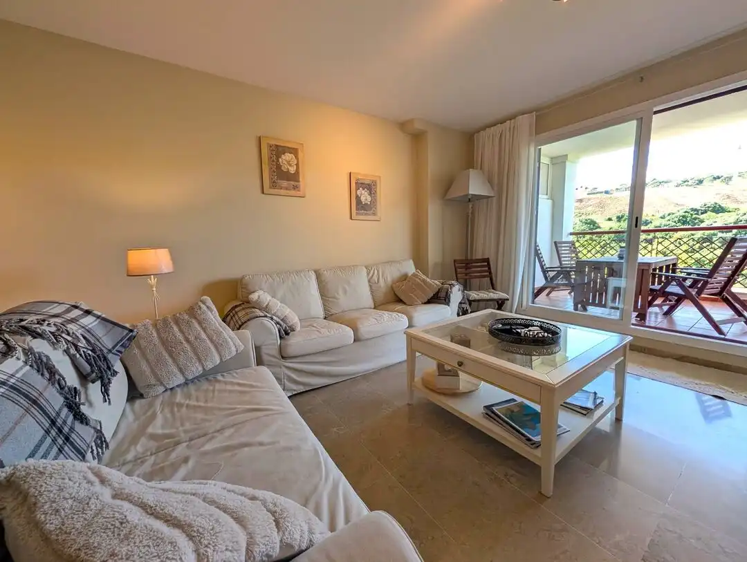 Living room of Apartments for sale in La Alcaidesa  with Air Conditioner, Heating and Terrace