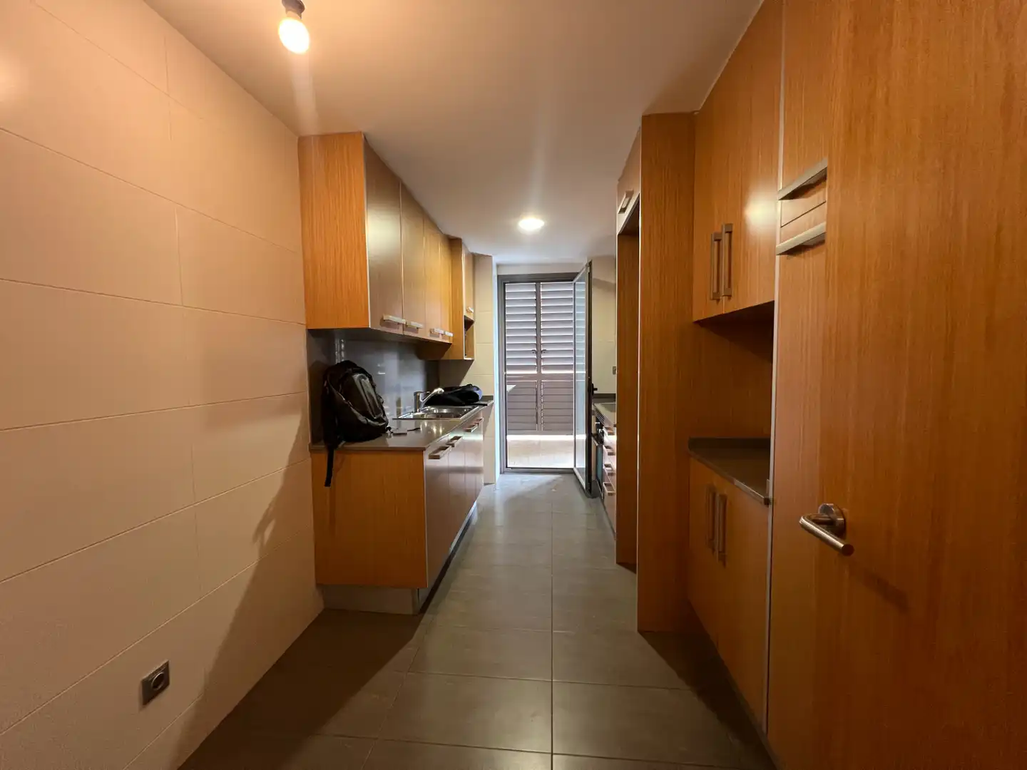 Küche von Wohnung zum Verkauf in Sant Cugat del Vallès mit Klimaanlage, Heizung und Privatgarten