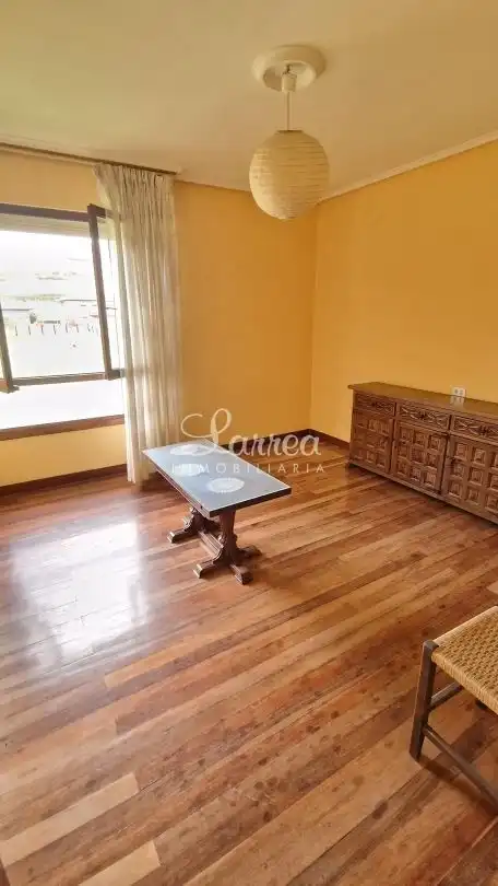 Living room of Flat for sale in Arantzazu  with Heating, Private garden and Storage room