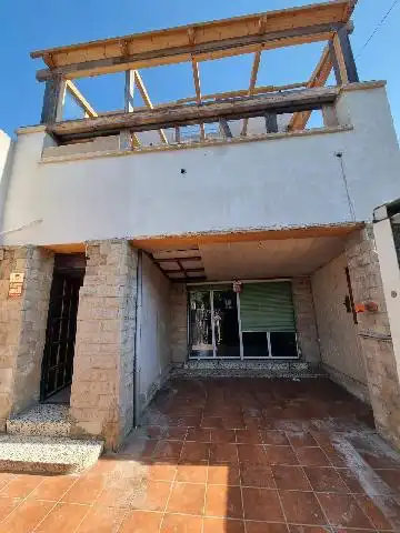 Vista exterior de Casa o chalet en venta en Cerdanyola del Vallès con Calefacción, Parquet y Trastero