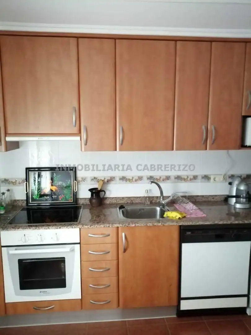 Cocina de Casa o chalet en venta en Alberite con Calefacción, Jardín privado y Parquet
