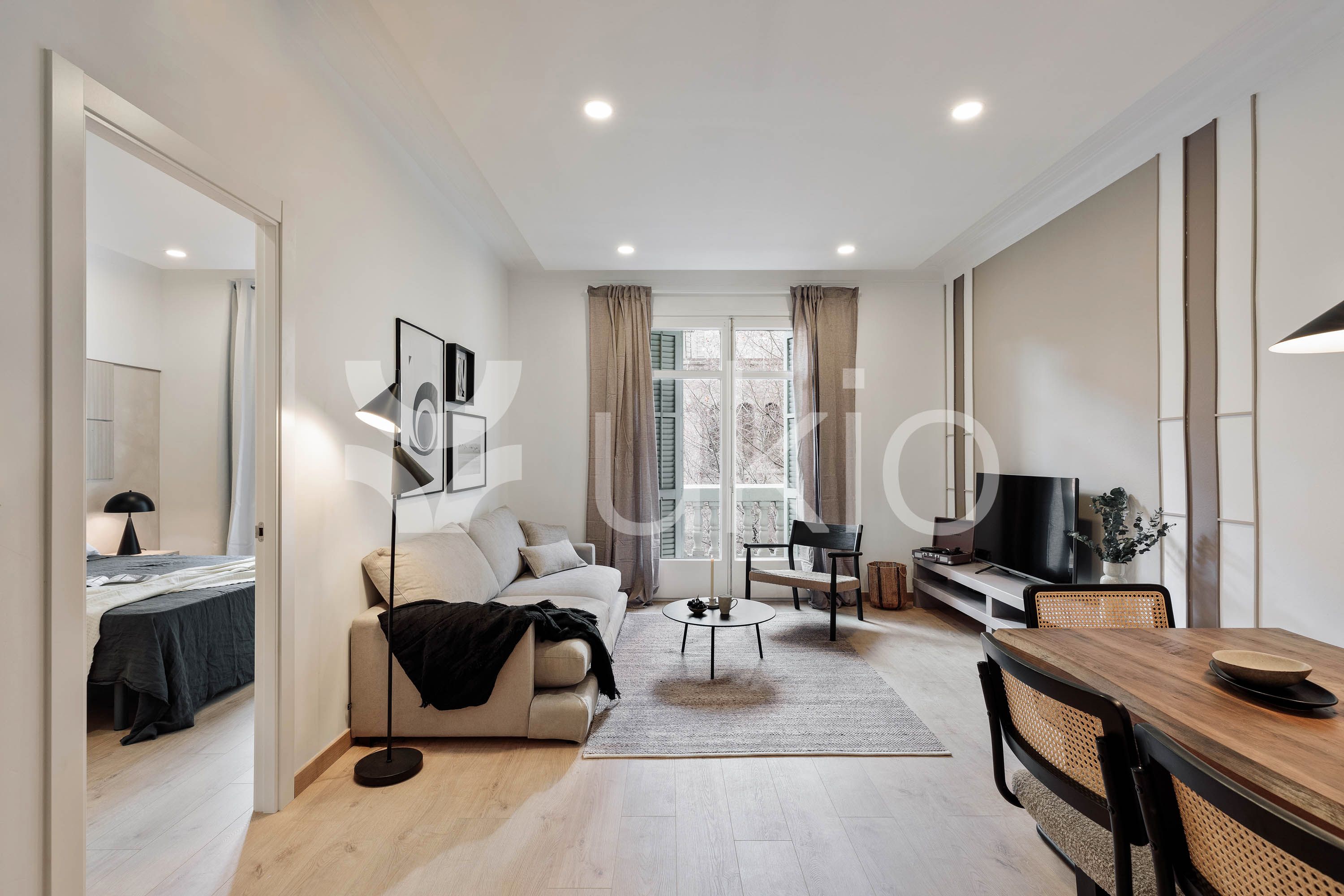 Sala de estar de Apartamento de alquiler en  Barcelona Capital con Aire acondicionado, Calefacción y Amueblado