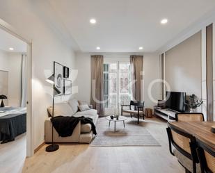 Sala d'estar de Apartament de lloguer en  Barcelona Capital amb Aire condicionat, Calefacció i Moblat