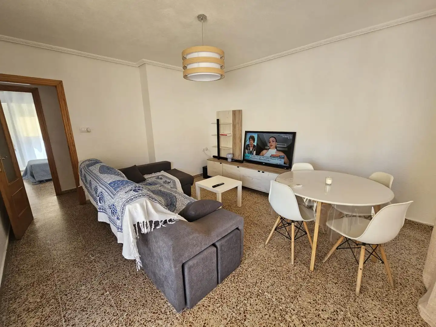 Sala de estar de Piso en venta en Tavernes de la Valldigna con Aire acondicionado, Terraza y Amueblado
