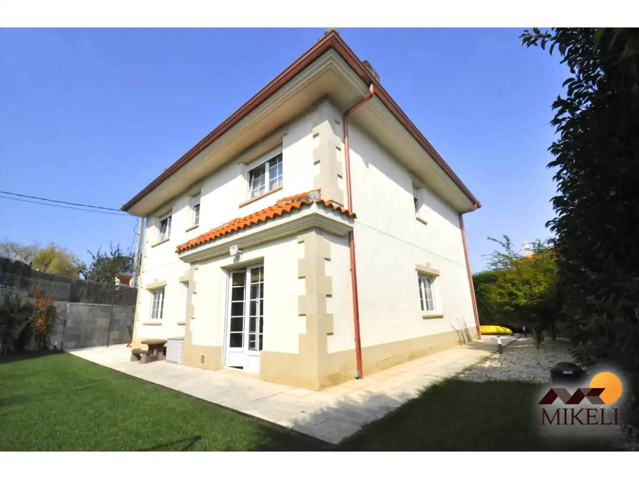 Vista exterior de Casa o chalet en venta en Piélagos con Calefacción, Jardín privado y Parquet