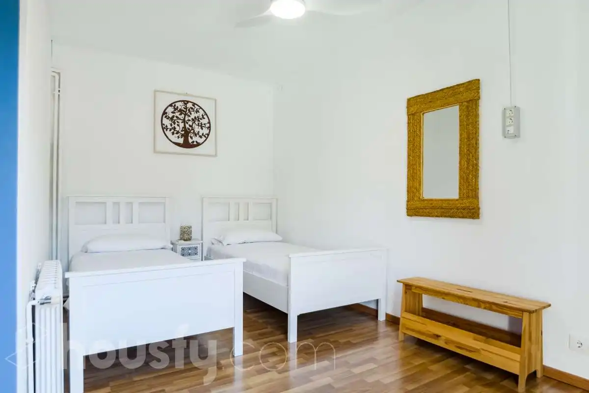 Habitación de Finca rústica en venta en Montgat con Calefacción, Jardín privado y Terraza