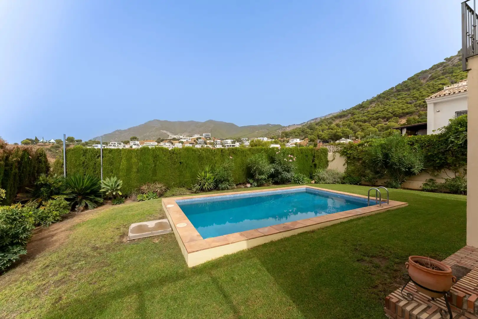 Piscina de Casa o chalet en venta en Mijas con Aire acondicionado, Jardín privado y Terraza