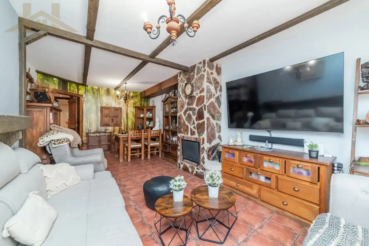 Living room of Detached homes for sale in San Martín de la Vega  with Air Conditioner, Heating and Private garden