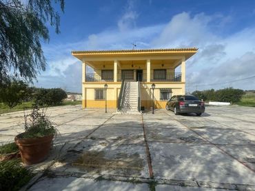 Casa rustica con piscina in vendita a Gibraleón