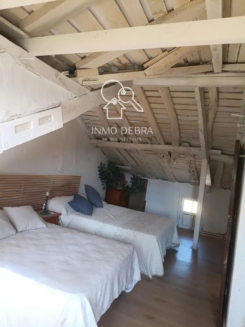 Habitación de Casa adosada en venta en Muros de Nalón