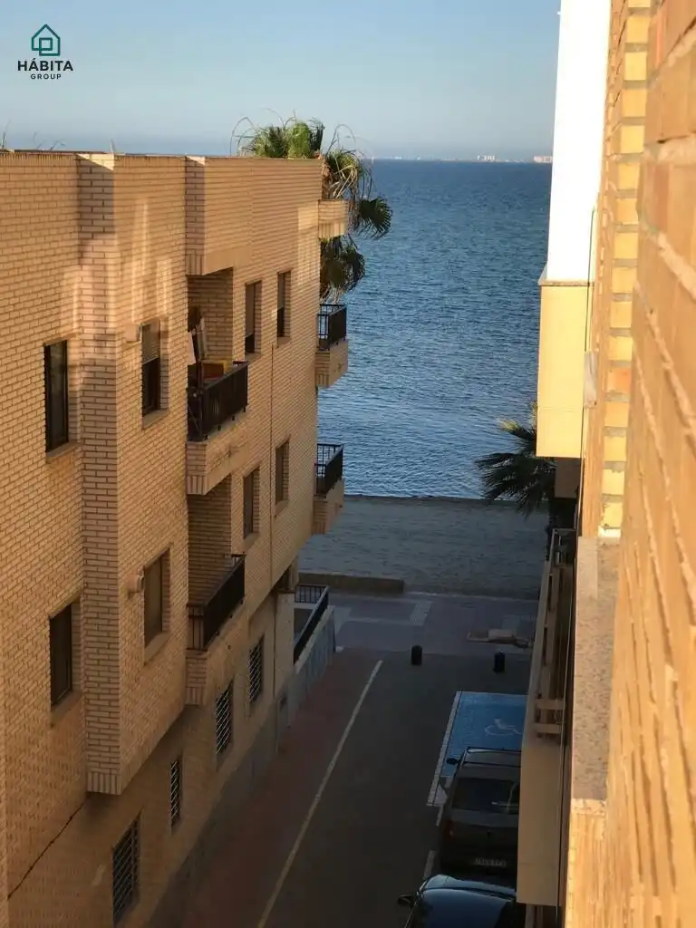Apartament amb terrassa en venda a Centro, imagen 2