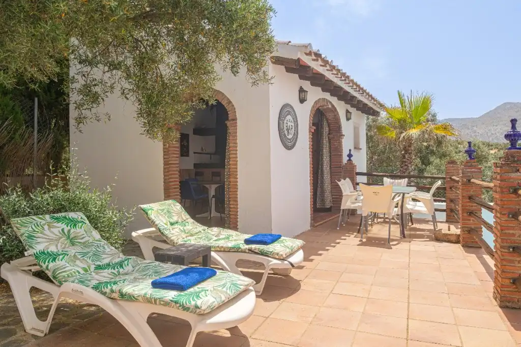 Casa rústica amb terrassa en venda a Villanueva del Trabuco, imagen 9