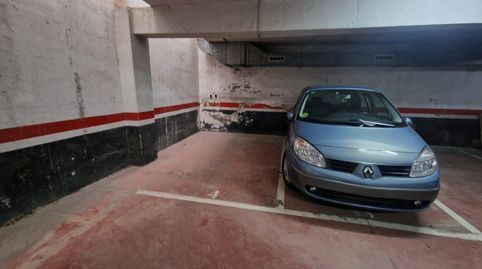 Foto 3 de Garaje en venta en Carrer de Prat de la Riba, Cementiri Vell, Santa Coloma de Gramenet