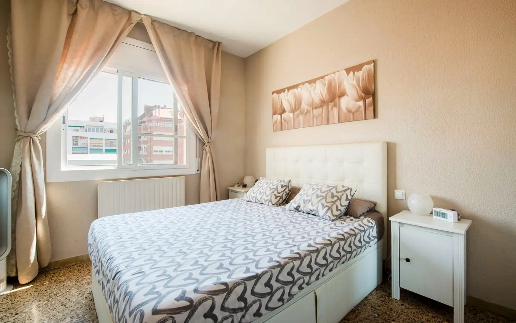 Bedroom of Flat for sale in Barcelona  with Air Conditioner, Heating and Terrace