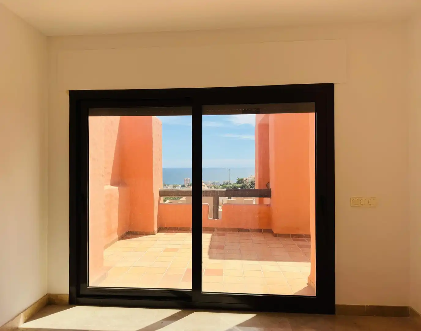 Àtic amb piscina en venda a Manilva Pueblo, imagen 7