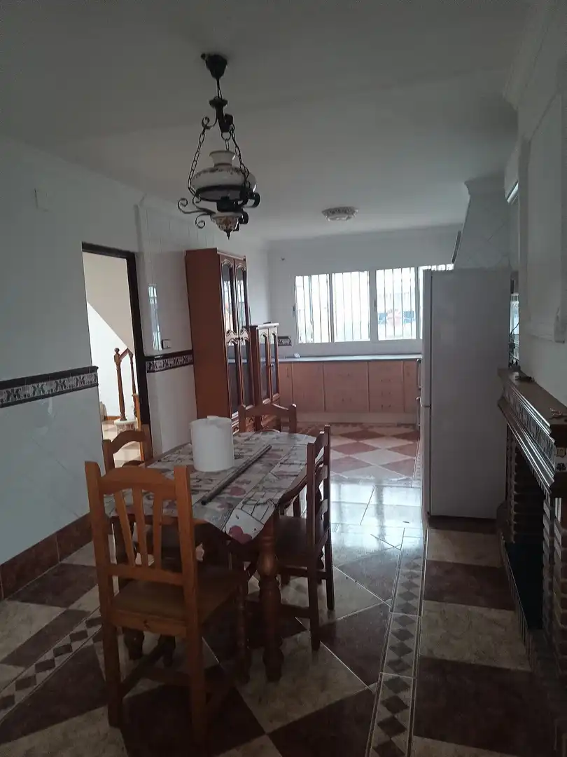 Casa adosada de alquiler en Calle la Campiñuela, Coín