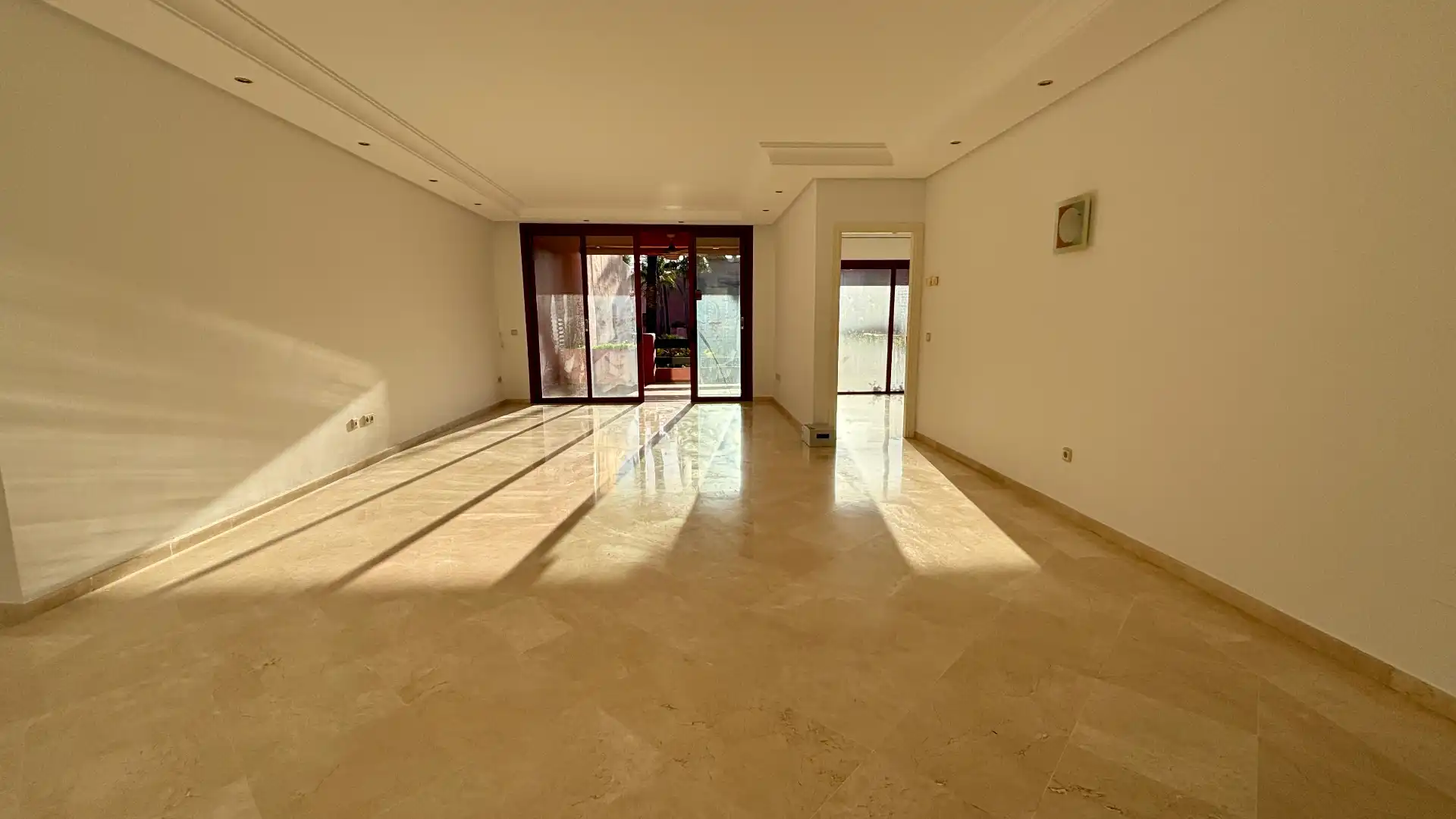 Piso en venta en Urbanizacion Menara Beach, 8, Guadalmansa