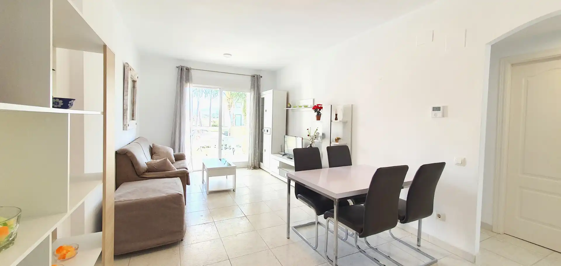 Sala de estar de Apartamento de alquiler en Dénia con Aire acondicionado, Calefacción y Terraza